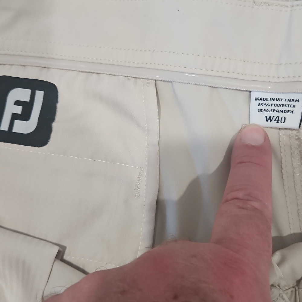 FootJoy Men's Size 40 Tan Shorts - Picture 3 of 5